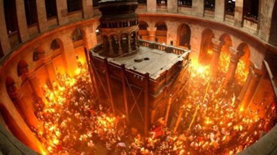 احتفالات سبت النور في كنيسة القيامة دون حضور شعبي | فيديو