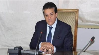 إلغاء امتحانات الفصل الدراسي الثاني للجامعات بسبب أزمة كورونا.. تقديم بحث متخصص معيار نجاح ورسوب الطلاب