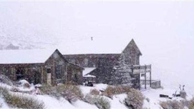 فيروس كورونا يعزل رجلاً وحيداً في قرية مهجورة