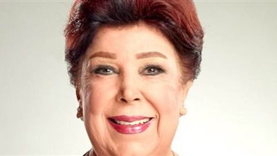 رجاء الجداوي مذيعة على راديو 9090  في رمضان