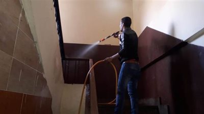 تطهير وتعقيم قسم شرطة ثانٍ المنتزه للوقاية من كورونا l صور