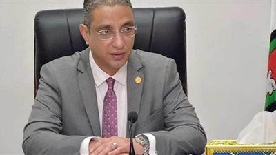 محافظ الفيوم: توفير 67 ألف كمامة لتغطية احتياجات المنشآت الحكومية