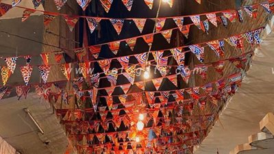 زينة رمضان تتحدى كورونا.. تابلوهات فنية مبهجة تزين الشوارع | صور