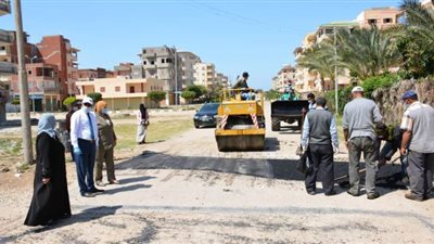 منال الغندور تتابع تنفيذ قرار غلق شواطئ مدينة جمصة