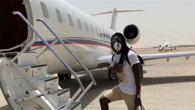 طائرة خاصة تنقل نجم الهلال السعودي إلى فرنسا لقضاء إجازته مع عائلته