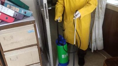 بعد ظهور حالة اشتباه بكورونا.. أهالي 