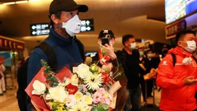 فريق ووهان ينهي 104 أيام عزل صحي ويعود لمدينته