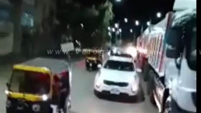 أهالى ورئيس مدينة المطرية يستقبلون المتعافية من كورونا بالورود | فيديو