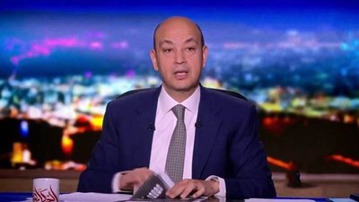 عمرو أديب: ظهور حالات إصابة بكورونا في 3 مصانع شهيرة