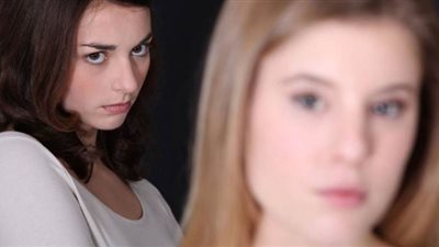 حكم صيام من تحسد الناس وتتمنى لهم الشر