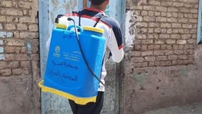 تطهير 2215 منشأة و216 شارعا و31 موقف أجرة و4 مواقع للعمل بمدن قنا | صور