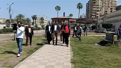 محافظ الدقهلية يفض تجمعا شبابيا في مباراة لكرة القدم بالمنصورة | فيديو