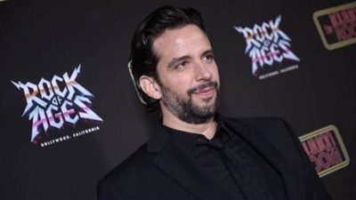 بتر ساق ممثل عالمي شهير بسبب مضاعفات فيروس كورونا