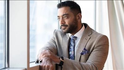 أحمد فلوكس مهاجما هادي الباجوري وإلهام شاهين: الحلال بيِّنٌ والحرام بيِّنٌ|فيديو