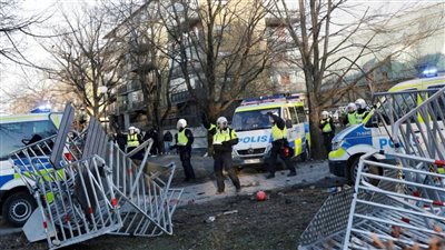 ارتفاع ضحايا الصدامات بين الشرطة ومحتجين على حرق نسخة من القرآن الكريم بالسويد