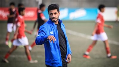 بالأيدي والشلوت.. تفاصيل خناقة شريف عبد الفضيل ولاعب الأهلي بقطاع الناشئين 
