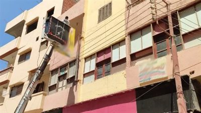 إزالة 156 إعلان غير مرخص بالشرقية 