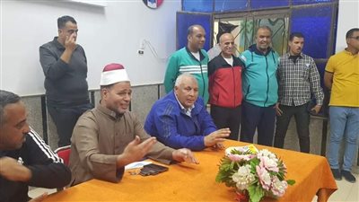 محافظ الوادي الجديد يمنح ١٠ آلاف جنيه مكافأة لفريق رفع الأثقال 