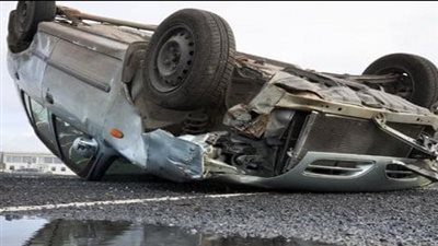 بالأسماء.. إصابة 12 شخصا في حادث تصادم سيارتين بسوهاج