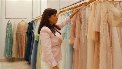 سوزي مطر تطرح مجموعة تصميمات صيف 2022