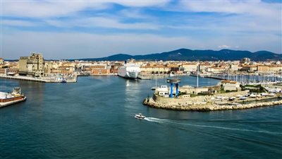 إيطاليا تعلن إغلاق الموانئ أمام السفن الروسية بدءا من الغد