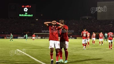 حسين الشحات يحرز الهدف الثاني للأهلي في الرجاء