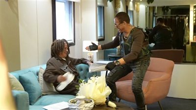 رد فعل كوميدي من محمد محمود بعد رؤية فاندام | فيديو