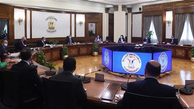 مدبولي: الدولة تسارع الخطى لجذب الاستثمارات الأجنبية لإنتاج الهيدروجين الأخضر