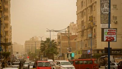 طقس اليوم،تحذير من الرياح المثيرة للرمال والأتربة على هذه المناطق اليوم