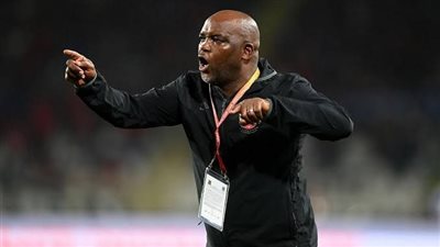 دي قدام عينك.. موسيماني ينفعل على حكم لقاء الأهلي وطلائع الجيش | فيديو