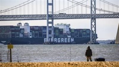 بعد واقعة قناة السويس.. أمريكا تنجح في تعويم سفينة تابعة لـ إيفر جرين بعد جنوحها لمدة شهر 