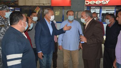 جولة لمحافظ القليوبية لمتابعة ثبات سعر الأجرة بعد زيادة أسعار الوقود