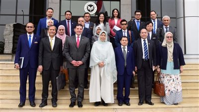 رئيس هيئة الاستثمار ووزيرة الصناعات الزراعية الماليزية يبحثان تعزيز التعاون المشترك 