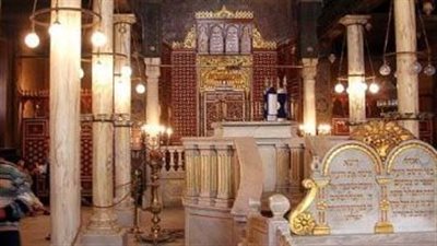 الآثار تبدأ أعمال ترميم معبد بن عزرا بمصر القديمة