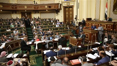 طلب إحاطة بشأن النصب على المواطنين وإيهامهم بأداء العمرة خارج البوابة