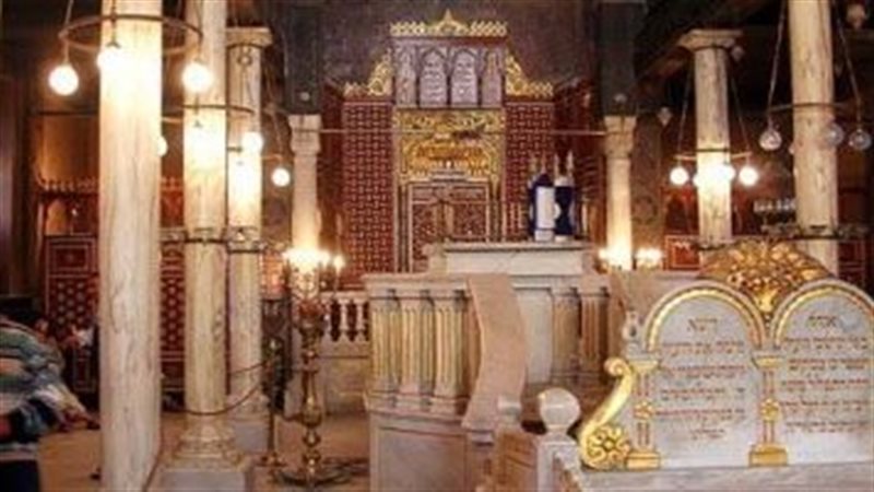 أعمال ترميم معبد