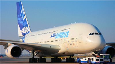 خليجي يشتري لابنه طائرتي إيرباص 