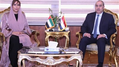 وزير الطيران يشهد توقيع مذكرة تفاهم مع سلطة الطيران الإماراتى