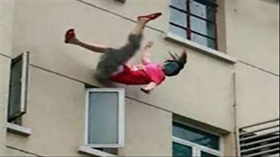 سقوط طالب من الدور الثاني بمدرسة في بنها