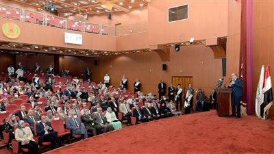 جامعة المنصورة تكرم الفائزين بالدورة الأولى لجائزة التميز الحكومى| صور 