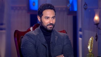 سبب غريب.. كريم فهمي يكشف سر تركه مهنة الطب | فيديو