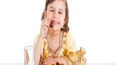 أكلات يجب أن يحصل عليها الطفل الصائم يوميا في رمضان