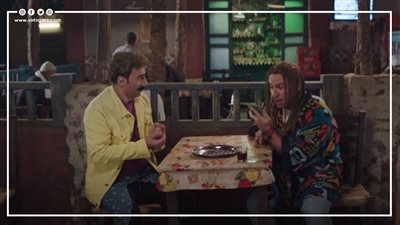 الكبير أوي 6 الحلقة 18.. تصالح جوني وهجرس ودمج حساباتهما على السوشيال ميديا | فيديوجراف