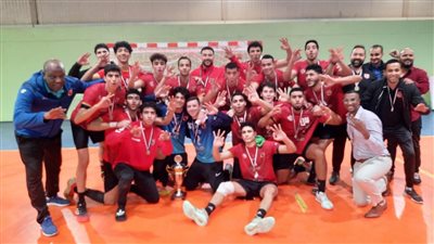 شباب يد الأهلي يفوز على سبورتنج ويتوج بكأس مصر