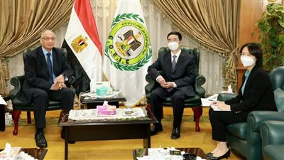 الرقابة على الصادرات تستعرض خدماتها مع وفد من سفارة الصين 