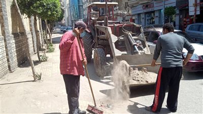 رفع 298 طن قمامة وأتربة من شوارع المنصورة | صور 