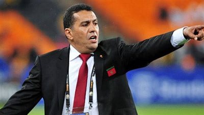 رسميا.. إقالة رشيد الطاوسي من تدريب الرجاء المغربي 