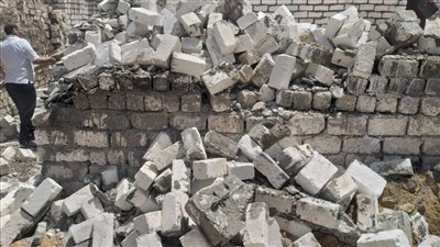 إزالة 10 حالات تعد بالبناء على أملاك الدولة بالمنيا