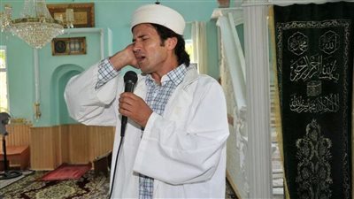 مغني روك تركي يلجأ للمحكمة الأوروبية أملا في إعادته إماما لمسجد