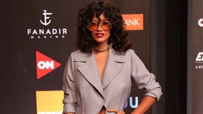 رامز جلال عن سينتيا خليفة: أحدث منتجات لبنان فاتنة صخرة الروشة